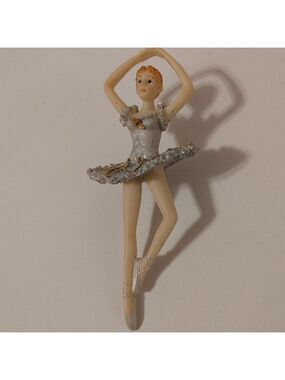 Ballerina Figurine Plastic Grey/Silver Tutu